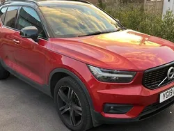 Red Used 2019 Volvo XC40 R-Design SUV | £22,699 (Fair price)