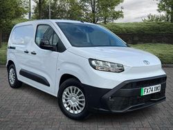 White New 2024 Toyota Proace City Van | £15,961 (Good price)