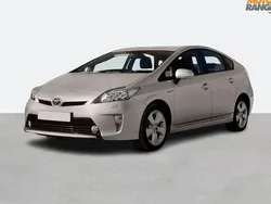 White Used 2015 Toyota Prius Hatchback | £17,895