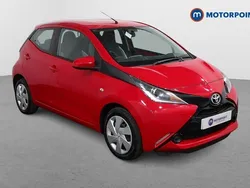Red Used 2015 Toyota Aygo X-play Hatchback | £8,899 (Fair price)