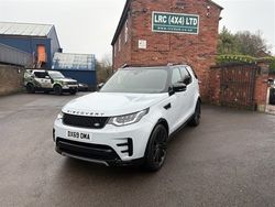 White Used 2019 Land Rover Discovery 5 Landmark SUV | £32,790 (Fair price)