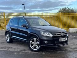 Black Used 2013 VW Tiguan R-line SUV | £7,994 (Fair price)