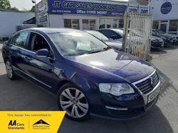 Blue Used 2009 VW Passat Highline Sedan | £3,000 (Fair price)