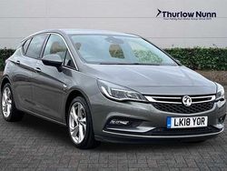 Cosmic grey Used 2018 Vauxhall Astra SRi Hatchback | £8,250 (Fair price)