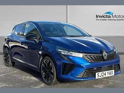 Iron blue Used 2024 Renault Clio V Techno Hatchback | £15,750 (Fair price)