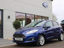 Blue Used 2016 Ford Fiesta Titanium Hatchback | £6,251 (Fair price)