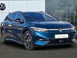 Blue Used 2025 VW ID.7 Pro Sedan | £39,930 (Fair price)