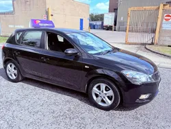 Black Used 2010 Kia Ceed 2 Hatchback | £1,799 (Fair price)