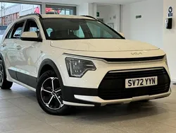 White Used 2022 Kia Niro 2 SUV | £19,995 (A bit pricey)