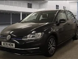Black Used 2018 VW Golf VII SE Hatchback | £9,995 (Fair price)