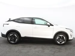 White Used 2024 Nissan Qashqai N-Connecta SUV | £23,999 (Expensive)