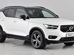 Crystal white Used 2021 Volvo XC40 R-Design SUV | £21,750 (Fair price)