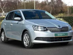 Brilliant silver metallic Used 2017 Skoda Fabia SE Hatchback | £9,000 (Fair price)