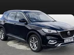 Black Used 2022 MG HS Excite SUV | £14,490 (Fair price)