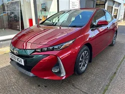 Red Used 2018 Toyota Prius Business Edition Hatchback | £13,690 (Super price)
