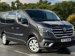 New 2025 Renault Trafic Van | £33,495