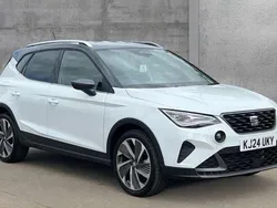 White / grey Used 2024 Seat Arona FR Sport SUV | £18,790 (Fair price)