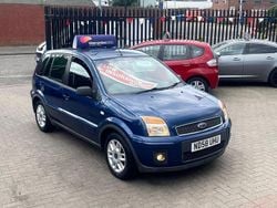 Blue Used 2008 Ford Fusion Zetec Hatchback | £1,999 (Fair price)
