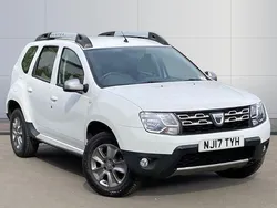 White Used 2017 Dacia Duster Lauréate SUV | £7,955 (Good price)