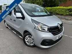 Silver Used 2018 Renault Trafic Van | £12,795 (Expensive)