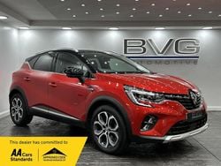 Red Used 2022 Renault Captur Techno SUV | £11,994 (Fair price)
