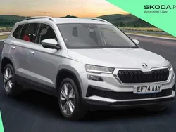 Brilliant silver metallic Used 2024 Skoda Karoq SE L SUV | £26,310 (Fair price)