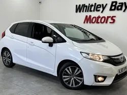 White Used 2015 Honda Jazz EX Hatchback | £9,990 (Fair price)