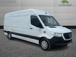 White Used 2018 Mercedes Sprinter Van | £9,995 (Fair price)