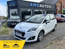 White Used 2016 Peugeot 5008 Allure MPV | £6,295 (Fair price)