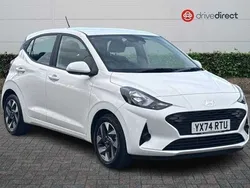 Special solid paint atlas white Used 2024 Hyundai i10 Advanced Hatchback | £13,339 (Fair price)