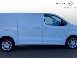 White Used 2023 Citroën Dispatch MPV | £20,990 (Good price)