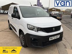 White Used 2022 Peugeot Partner Premium Van | £9,995 (Fair price)