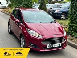 Red Used 2014 Ford Fiesta Zetec Hatchback | £3,495 (Good price)