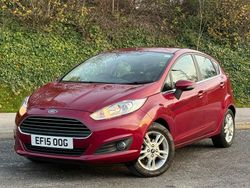 Red Used 2015 Ford Fiesta Zetec Hatchback | £3,490 (Super price)