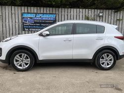 White Used 2017 Kia Sportage 2 SUV | £7,950 (Good price)