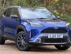 Used 2022 Toyota Yaris Hybrid Estate | £16,390 (Fair price)