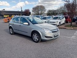 Beige Used 2008 Vauxhall Astra Hatchback | £2,890 (Fair price)
