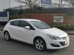 White Used 2015 Vauxhall Astra SRi Hatchback | £2,095 (Super price)