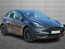 Black Used 2022 Tesla Model Y Long Range SUV | £21,690 (Good price)
