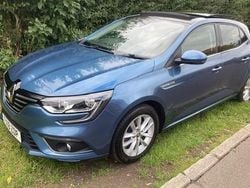 Blue Used 2018 Renault Mégane IV Dynamique Hatchback | £8,990 (Fair price)
