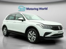 White Used 2022 VW Tiguan Life SUV | £18,400 (Fair price)