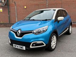 Blue/cream Used 2014 Renault Captur Dynamique SUV | £3,500 (Fair price)