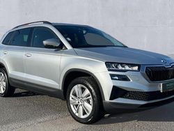 Brilliant silver metallic New 2025 Skoda Karoq SE SUV | £27,999 (Super price)