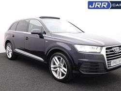 Blue Used 2015 Audi Q7 S-Line SUV | £18,980 (A bit pricey)