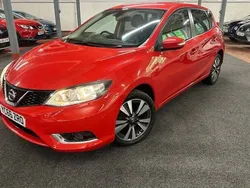 Red Used 2016 Nissan Pulsar N-Connecta Hatchback | £5,995 (Fair price)