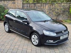Black Used 2014 VW Polo SE Hatchback | £6,545 (Fair price)