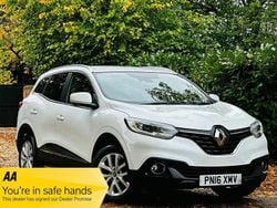 White Used 2016 Renault Kadjar Dynamique SUV | £10,490 (Fair price)