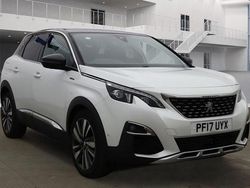 Bianco pearlescent white Used 2017 Peugeot 3008 GT-line Hatchback | £10,275 (Fair price)