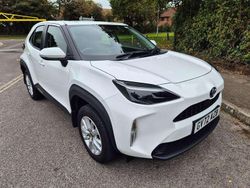 White Used 2022 Toyota Yaris Cross SUV | £19,395 (Fair price)