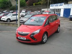 Red Used 2014 Vauxhall Zafira Tourer MPV | £4,795 (Good price)